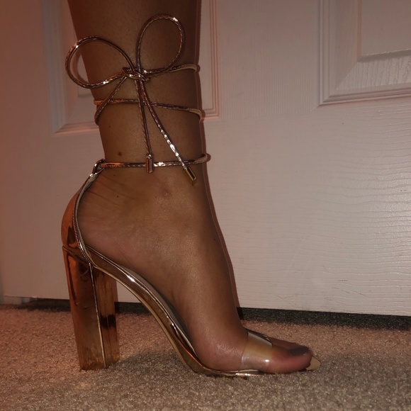 gold heels tie up